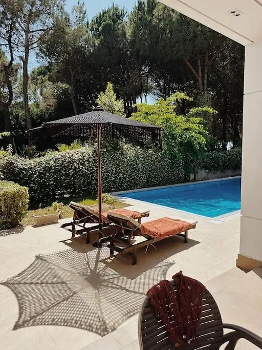 Beachfront Villa With Private Pool By Monika Experiences غوليم ألبانيا