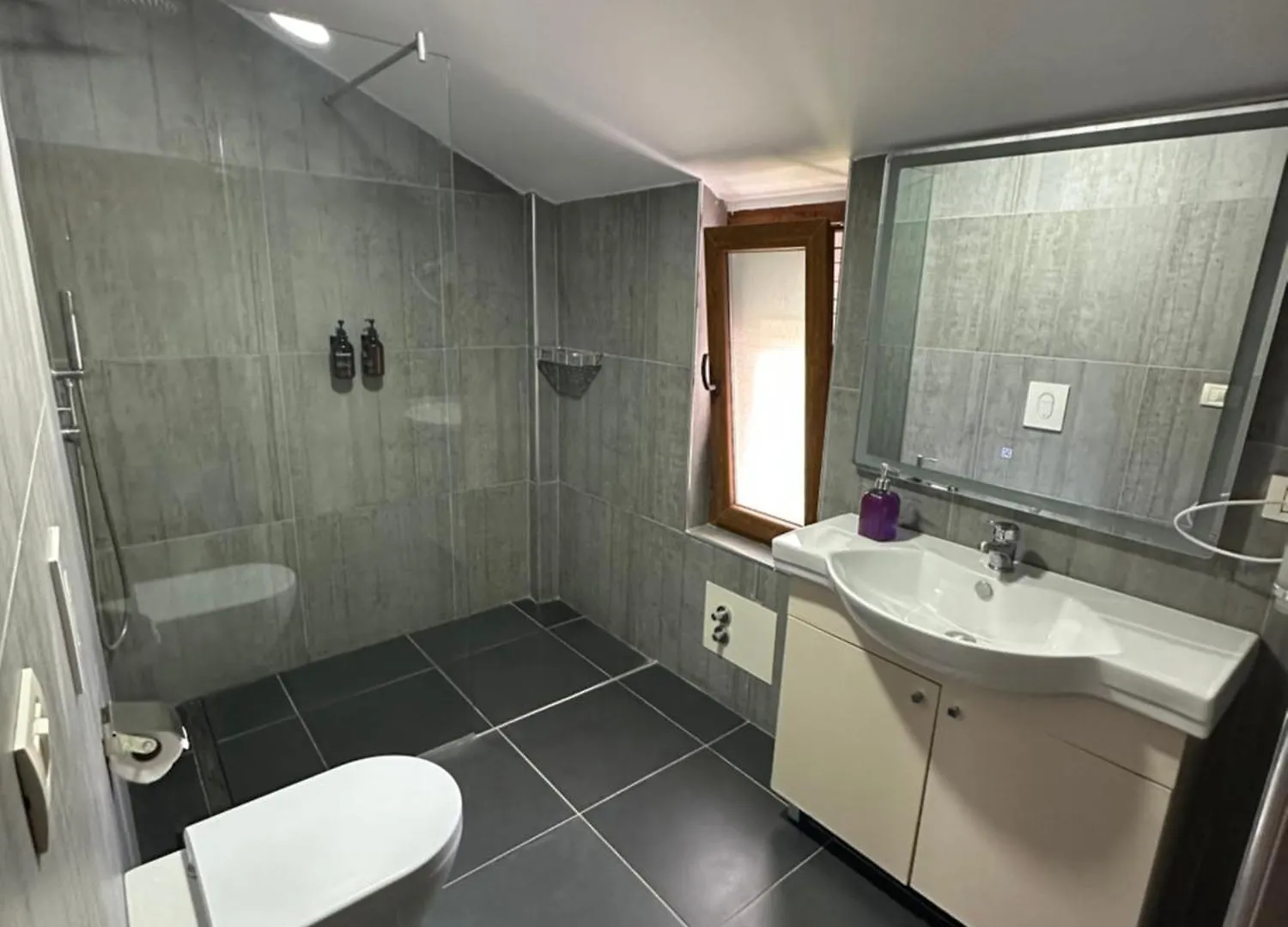 Beachfront Villa With Private Pool By Monika Experiences Golem  0*, Golem (Tirana) Albania