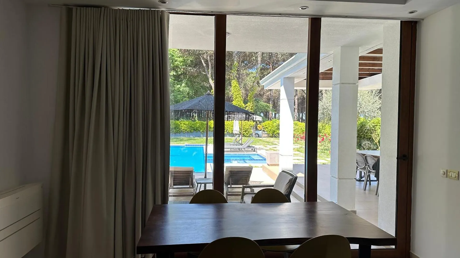 Beachfront Villa With Private Pool By Monika Experiences Golem  0*, Golem (Tirana) Albania